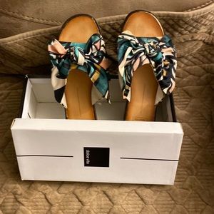 Fashion Slides w/Bow